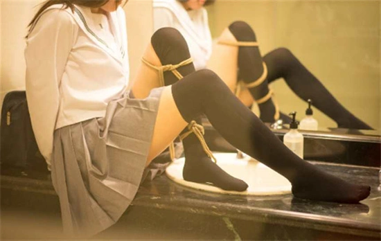 【西檬之家】M倾向解析：新手如何理解BDSM中的臣服角色